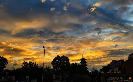 革卦之道在于待时机，讲策略，顺势而为