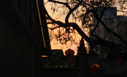 郑伯克段的形人与无形：高明的掌控往往以放任实现